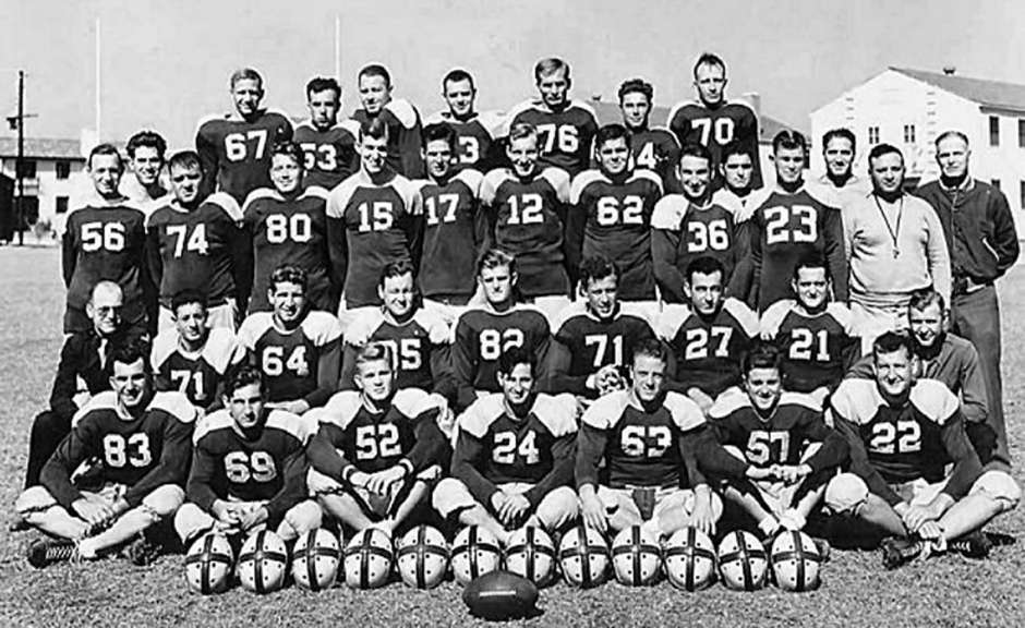 1943 Randolph Field Cotton bowl team .jpg