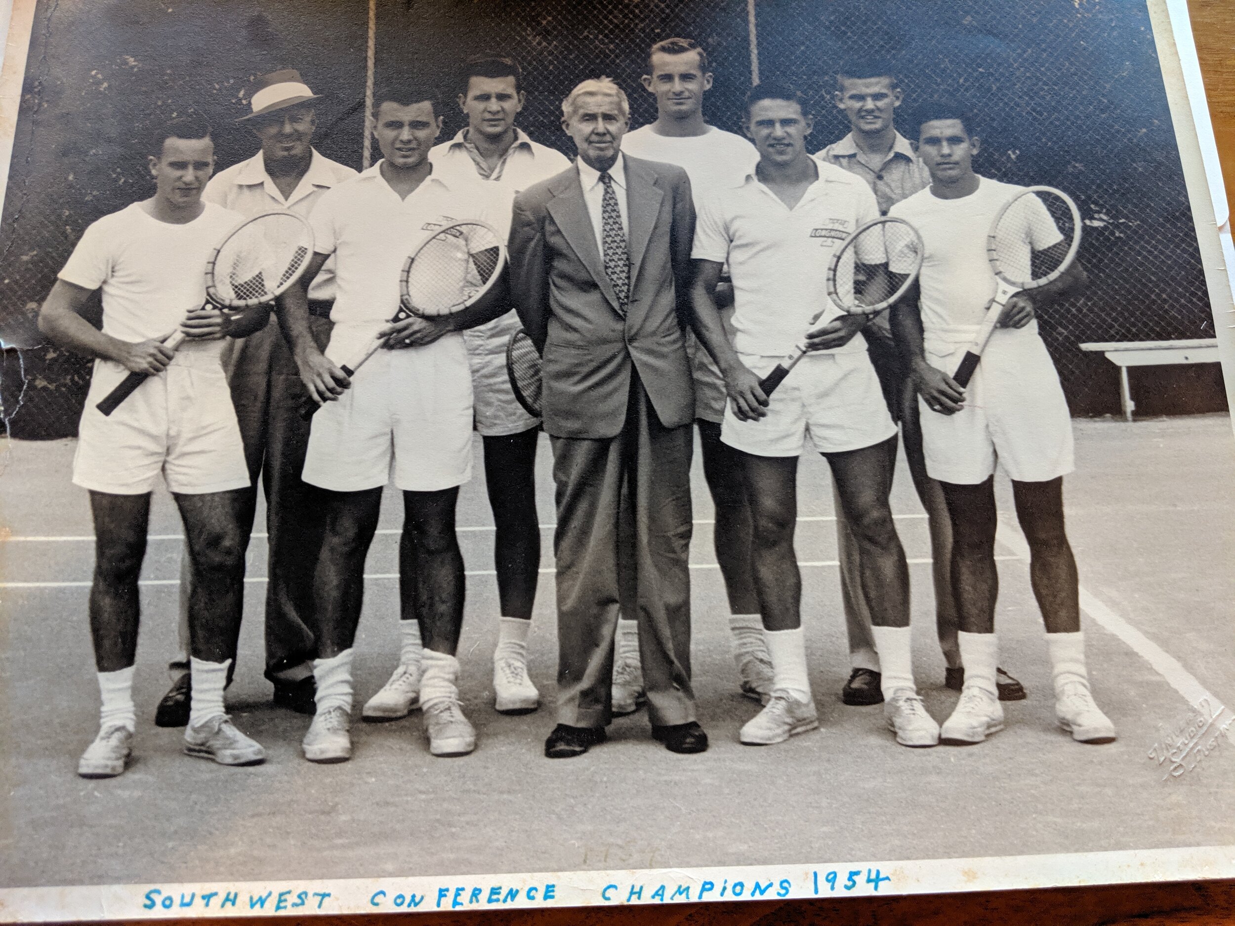 1954 tennis team.jpg