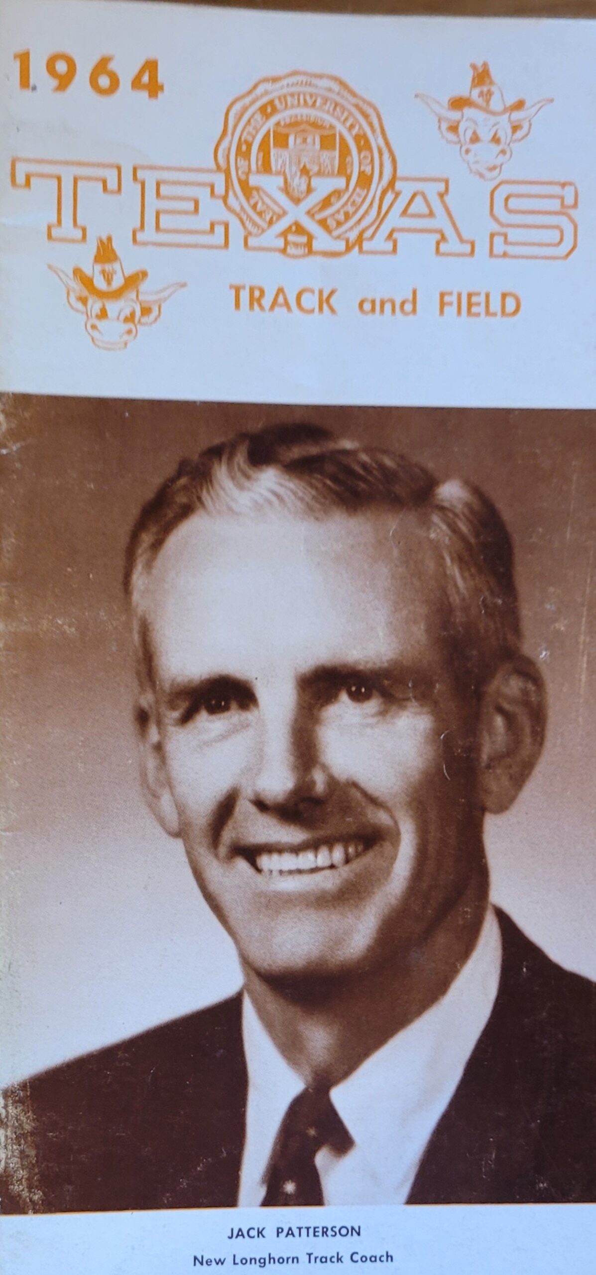 1964 men's track Jack Patterson.jpg