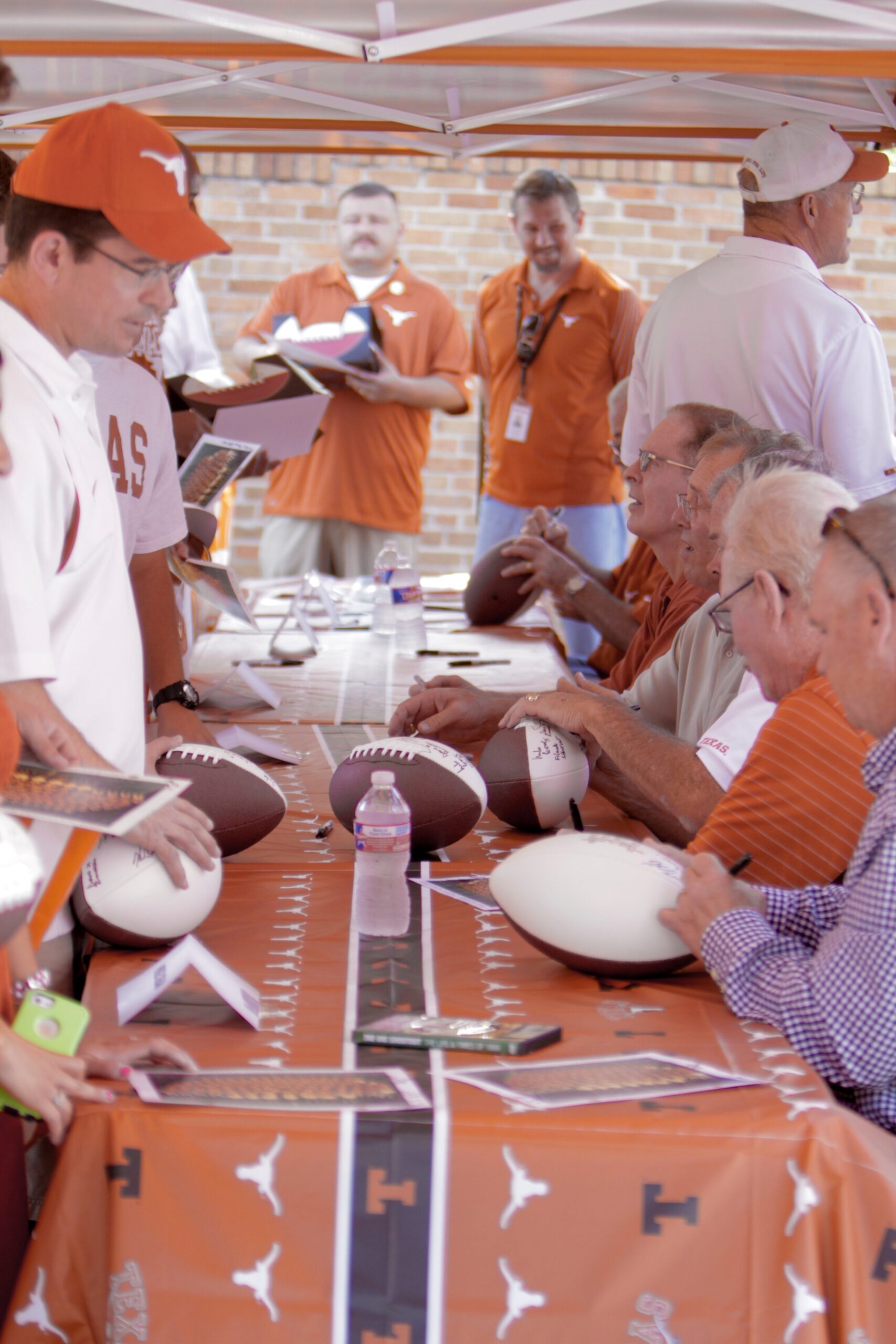 Fans in line for autographs