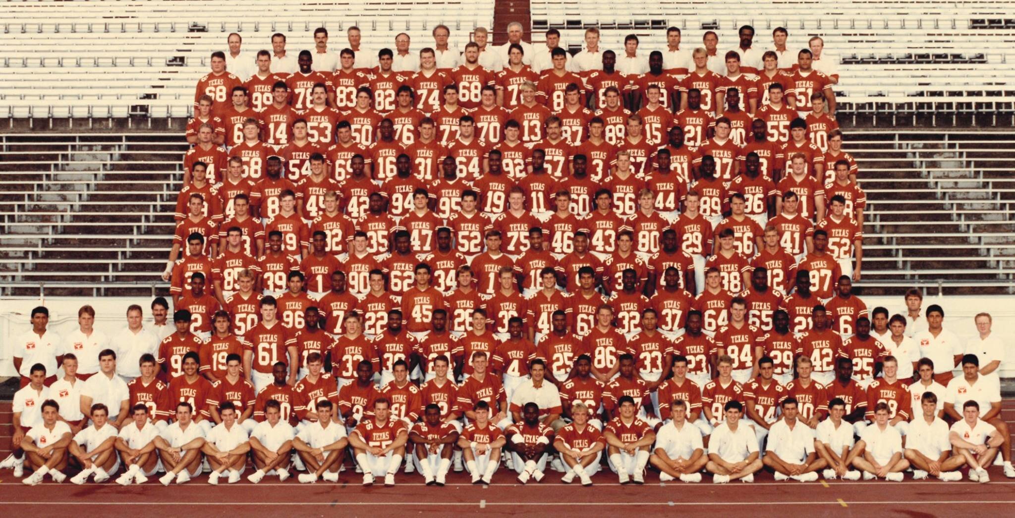 1988 football team.jpg