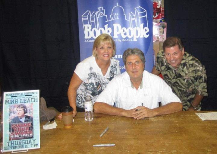 Billy and Cindy Schott with Coach Leach.jpg