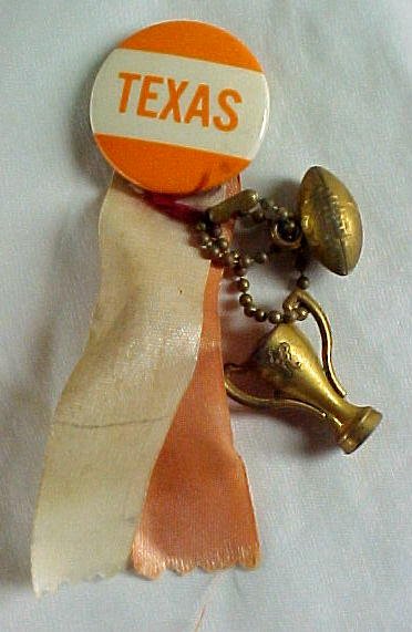 ut-football-pin-1950s.jpg