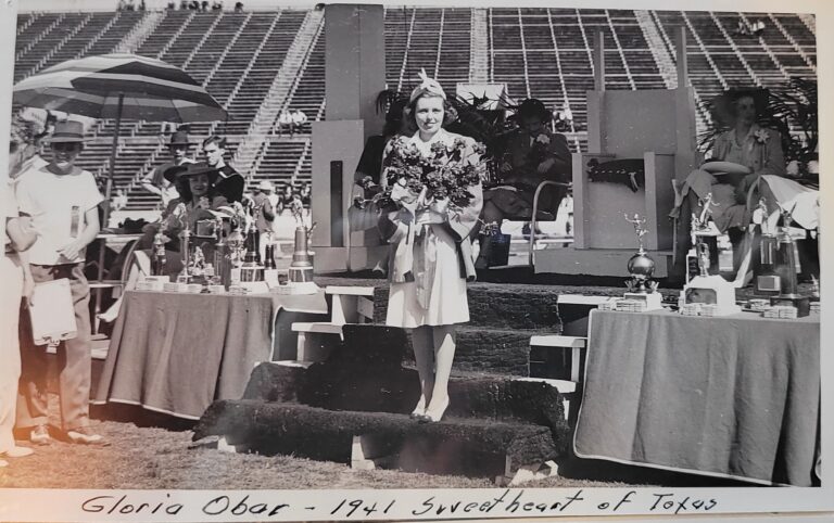 Newsletter 22 volume IX 11/17/2025 = Tyres Dickson, Football behind the mic., Queens Court, Blow-put losses for football Horns, Basketball, Tyres Dickson and Tony Jeffrey